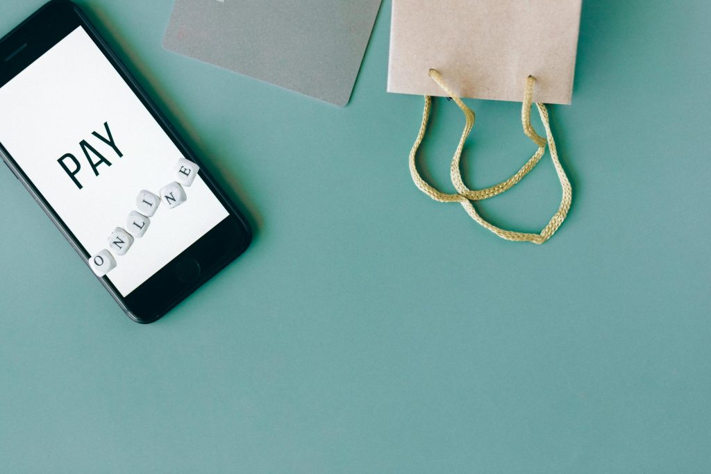 Comparative Guide to Increasing Your Credit Card Limit Online: Features of Marqeta, Stripe, and PayPal - Como solicitar limite de cartão de crédito online