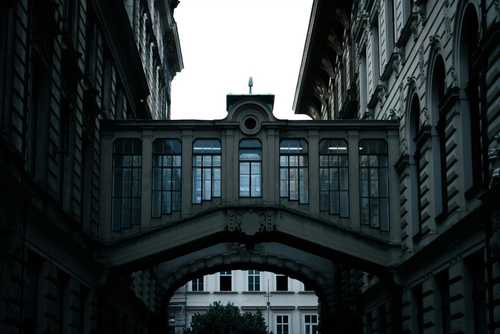 Navigating Loan Options in Slovakia: Insights from Tatra Banka, ČSOB Banka, and Prima Banka - Como solicitar empréstimo na Eslovaquia