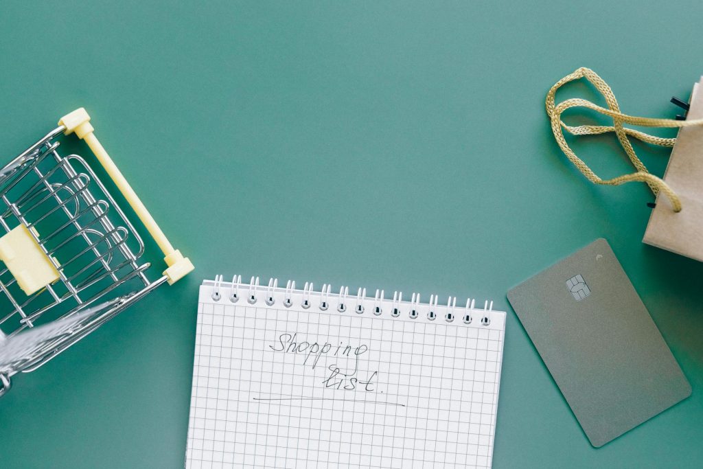 Comparative Analysis: How Moldovas Top Banks—Moldova Agroindbank, Victoriabank, and Moldindconbank—Stack Up in Credit Card Offers - Cartões de credito da Moldavia